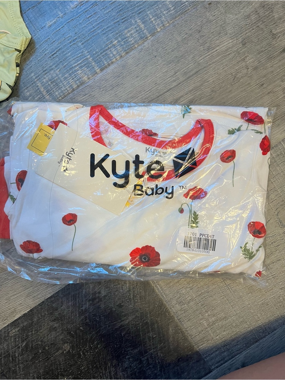 Kyte Baby White & Red Poppy LS PJs